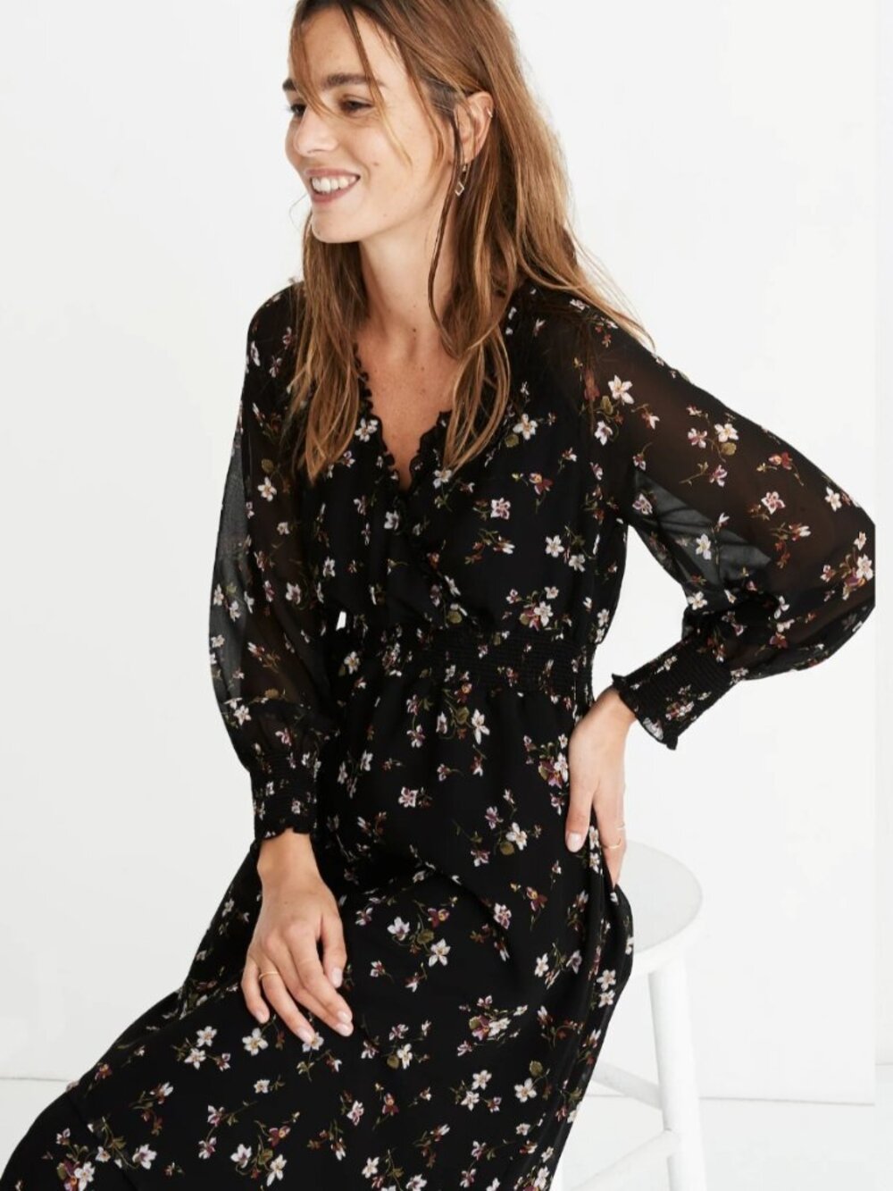 Madewell Georgette Smocked Midi Dress in Backyard Blooms size Medium - Picture 3 of 11